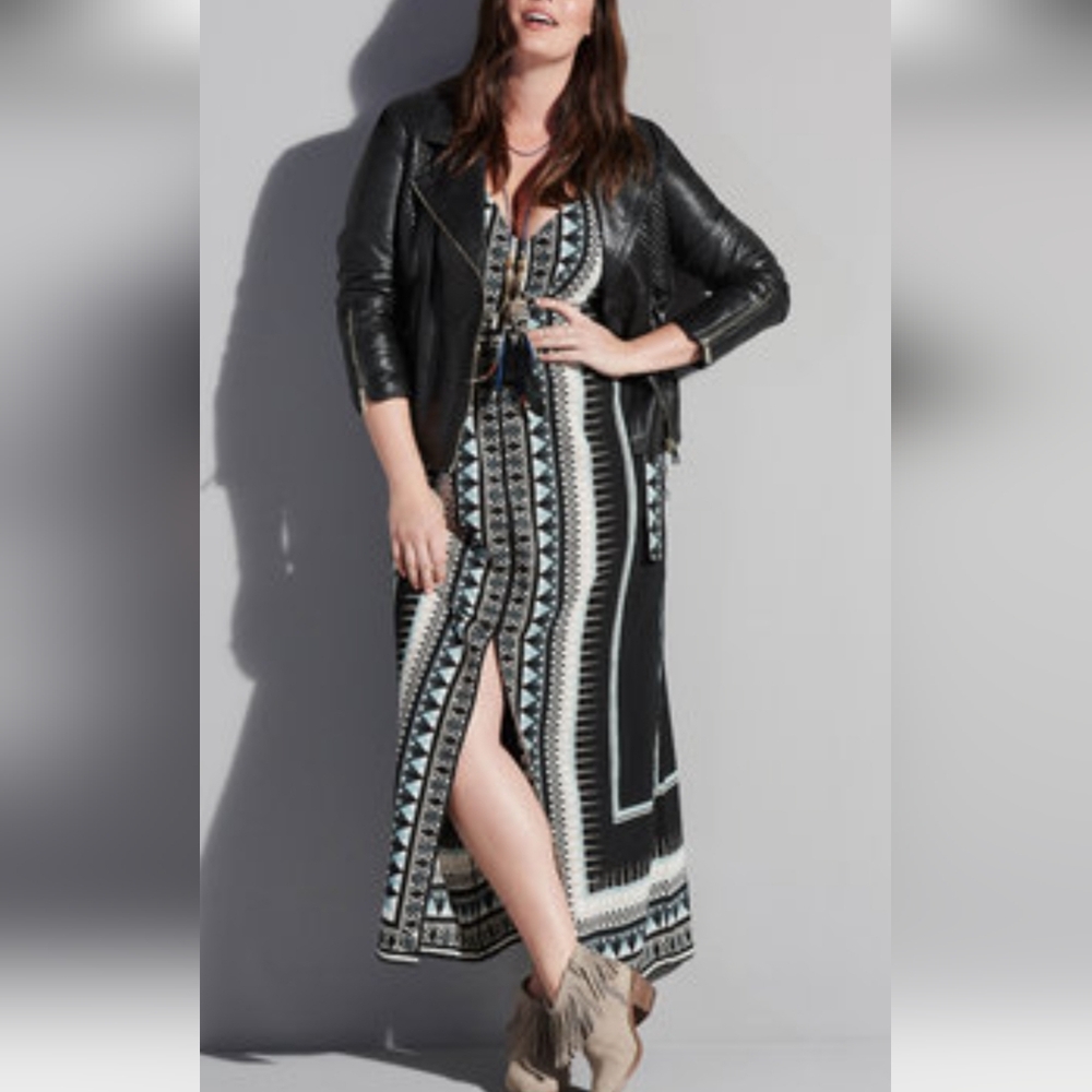 NWOT RIVER ISLAND  Black and White Patterned Maxi Dress